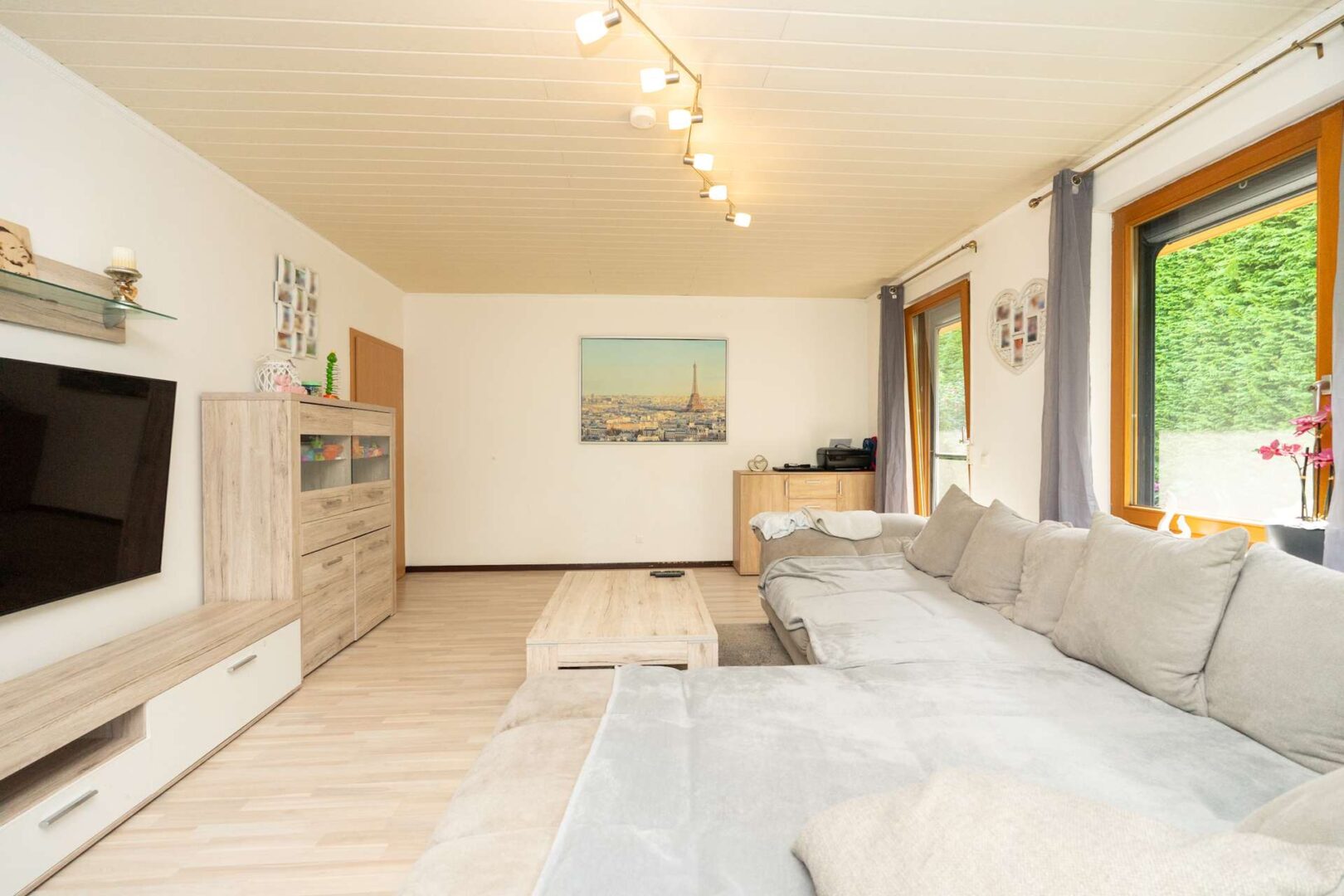 Wohnzimmer 2/2