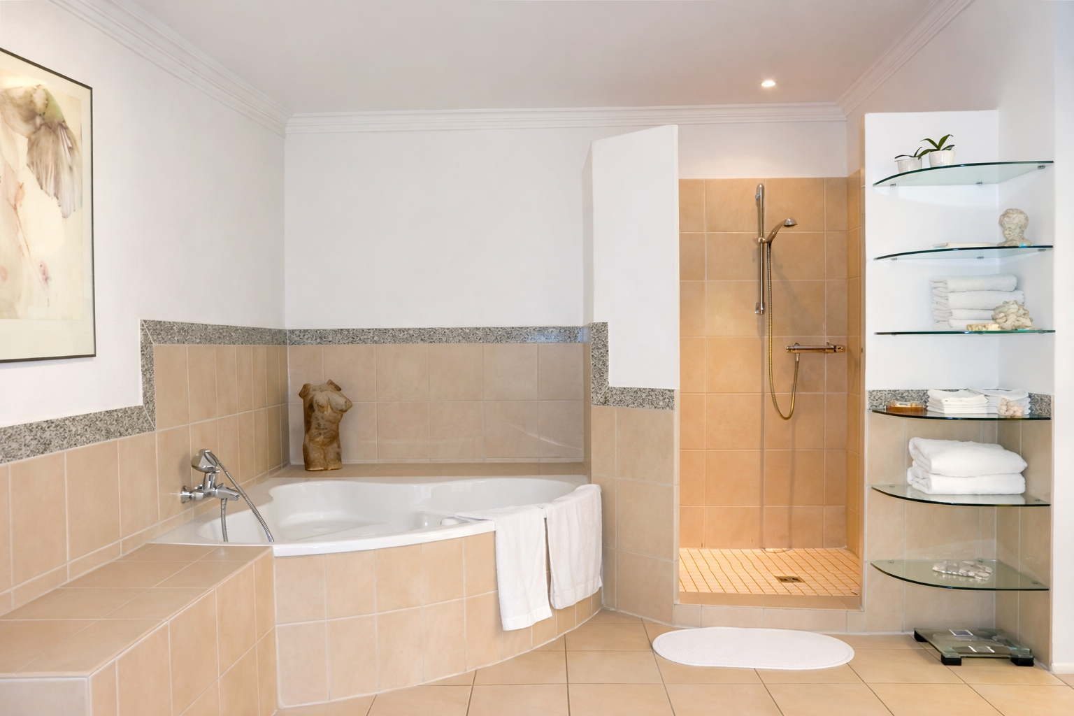 Badezimmer mit FB-Heizung im EG