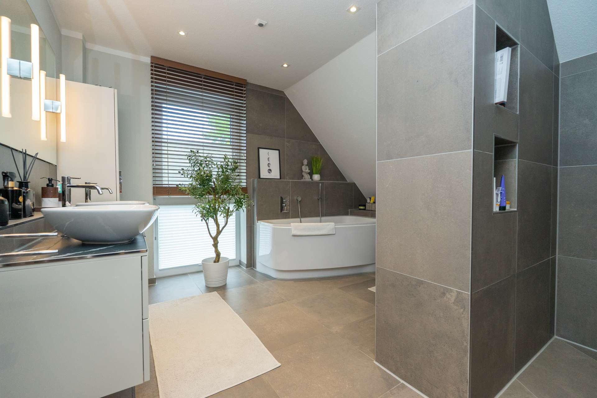 Badezimmer 4/4