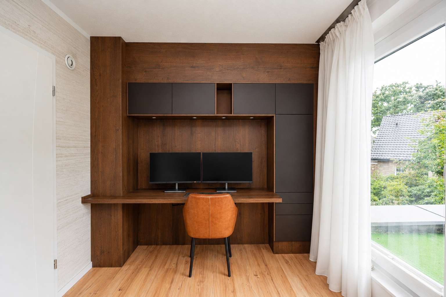 Arbeitszimmer
